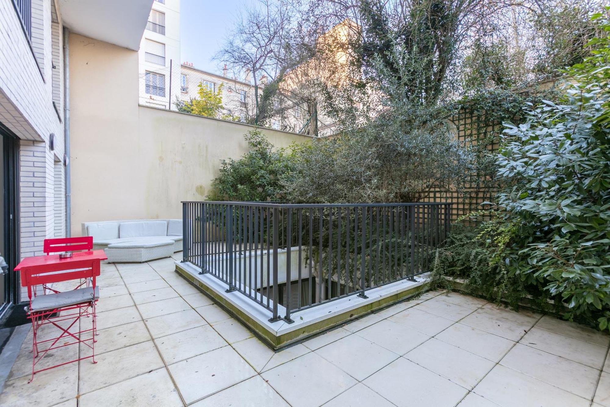 L'Escapade Paris Apartment Le Kremlin-Bicêtre Екстериор снимка
